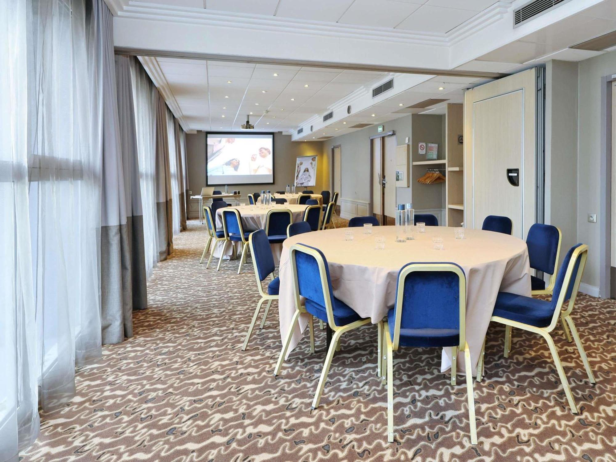 Mercure Grenoble Centre Porte Des Alpes Exterior photo